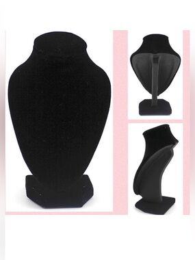 Black Velvet Mini Necklace Form